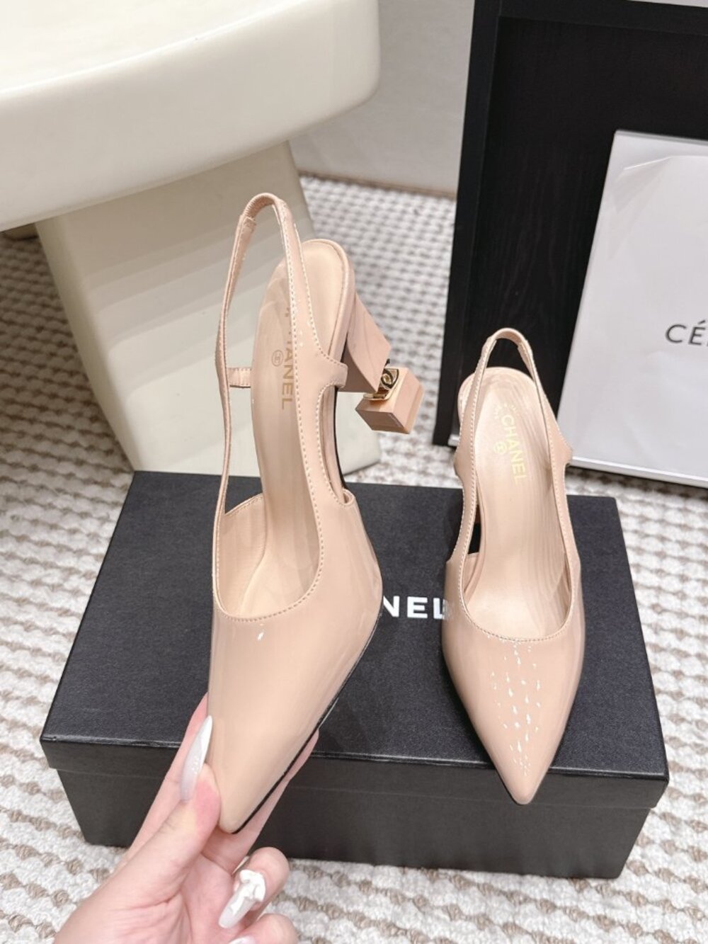 Classic CHANEL Shoes: A Stylish and Versatile Choice for Elegance